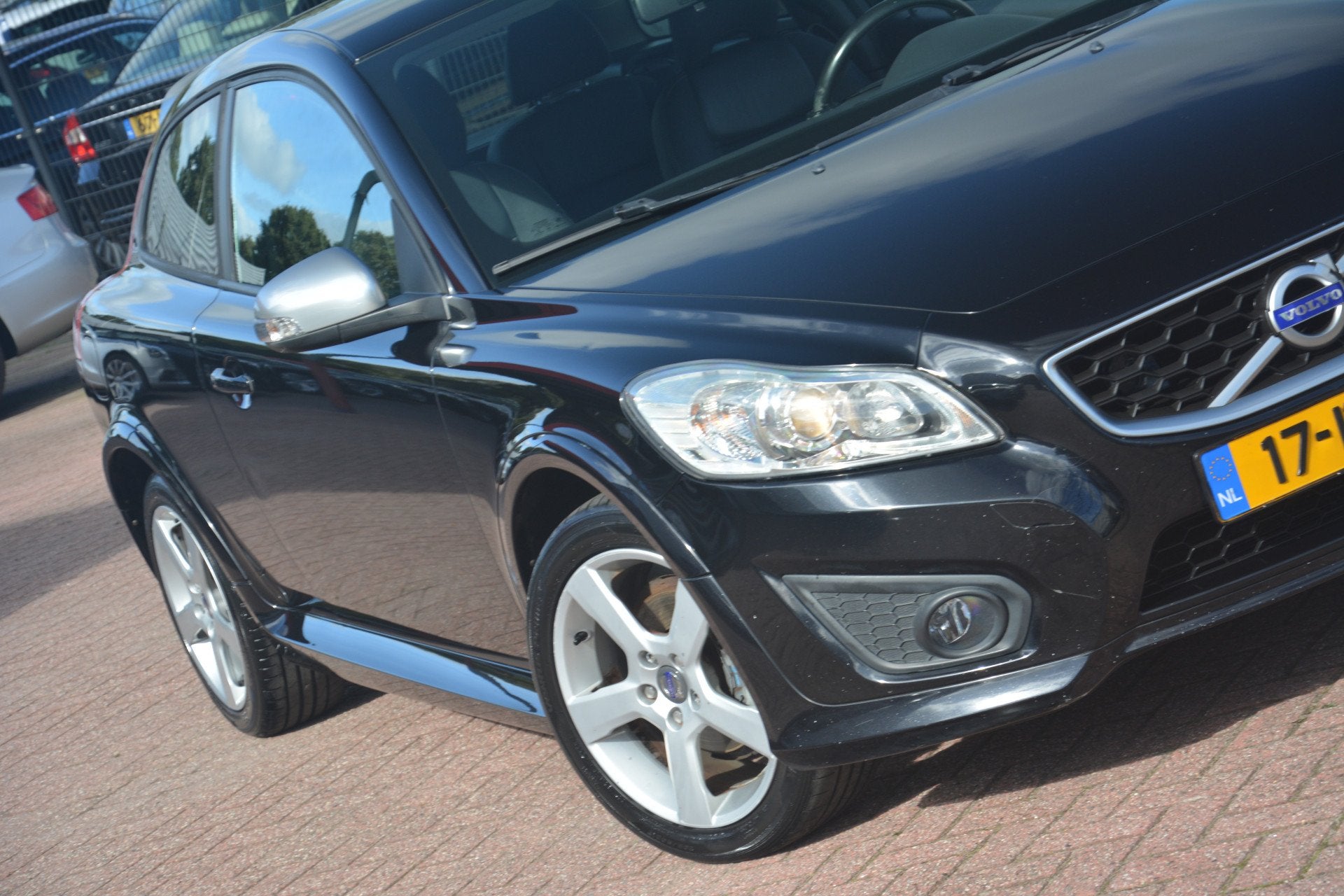 Volvo C30 2.0 R-Edition | Airco | Cruise-control | NL auto!, Auto's, Gebruikt, Zwart, 4 cilinders, Automatische klimaatregeling