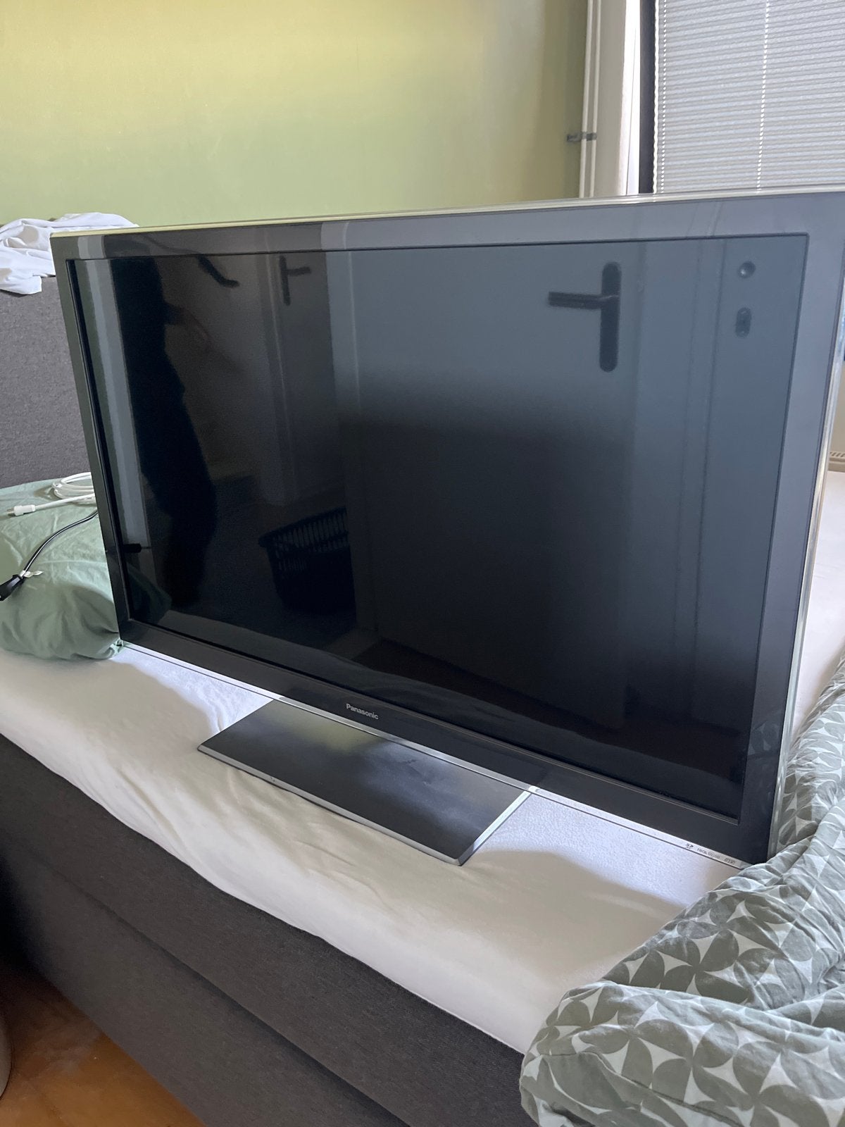 Panasonic TX-L37ET5E LCD TV - 37 inch Full HD, Gebruikt, Panasonic, 50 Hz, LCD
