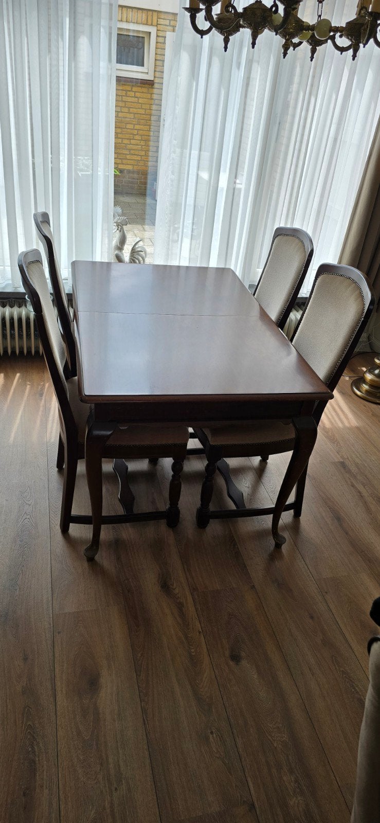 Uitschuifbare eettafel met 4 stoelen, Ophalen