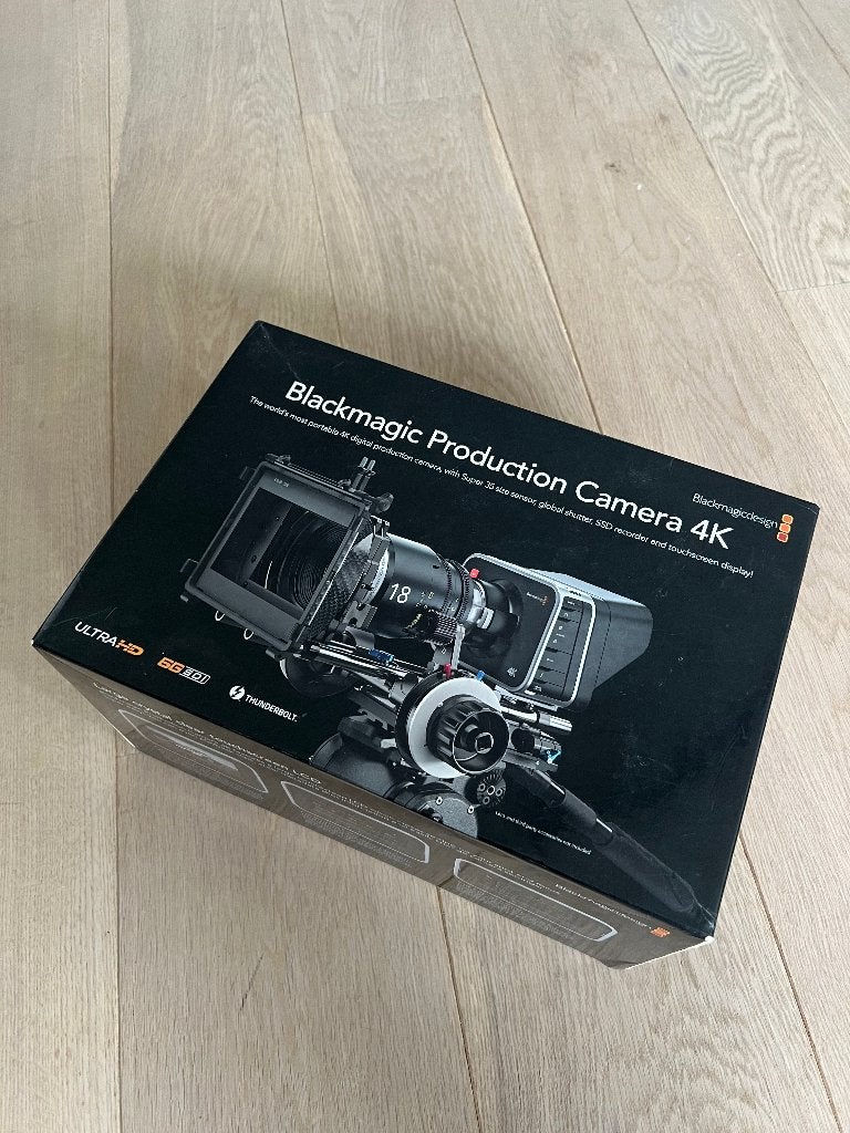 Blackmagic Production Camera 4K met accessoires, Ophalen of Verzenden, Zo goed als nieuw, Video