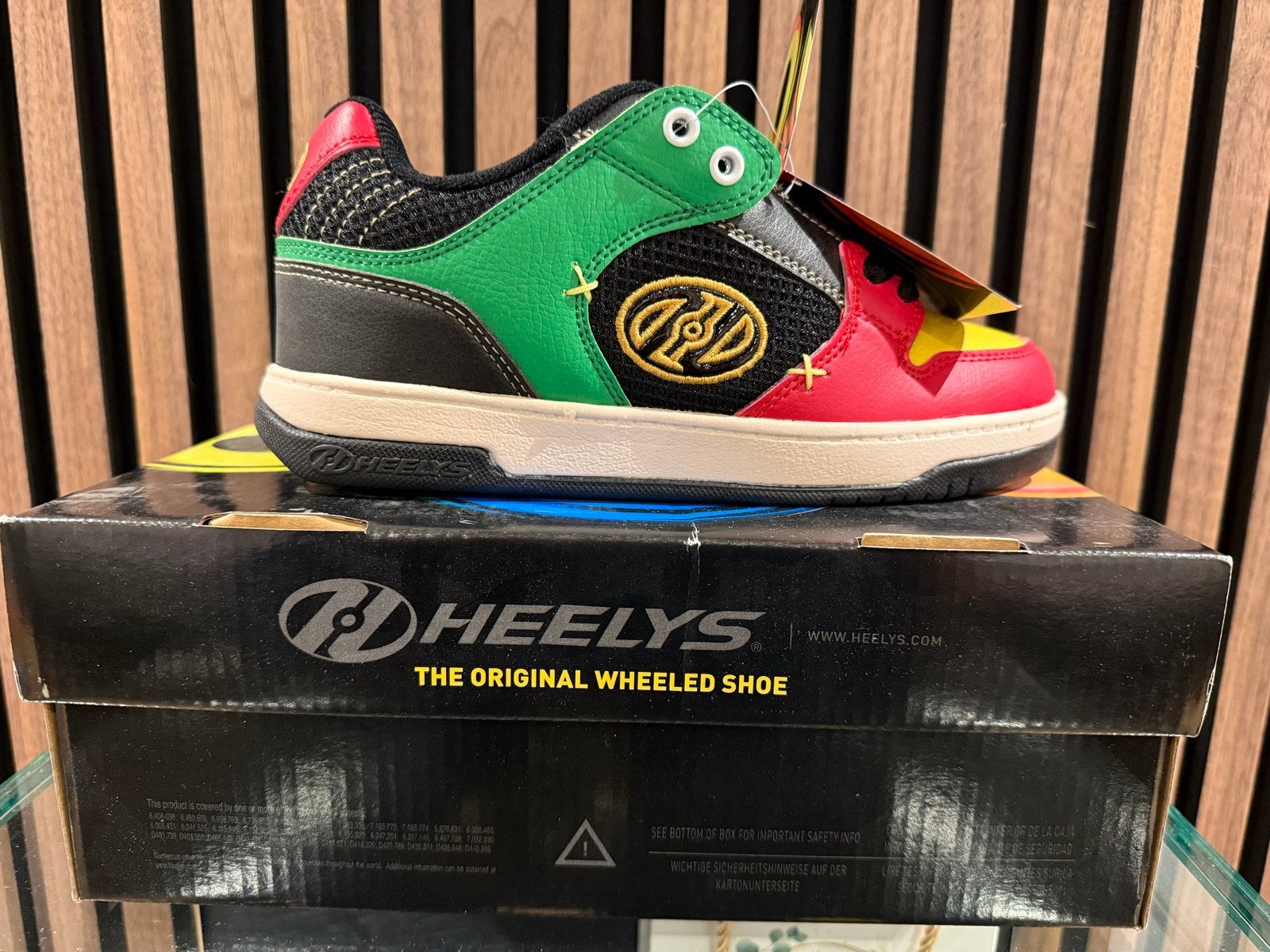 Heelys rolschoenen - Nieuw in doos - Maat 23, Ophalen of Verzenden, Nieuw, Overige maten, Jongen of Meisje
