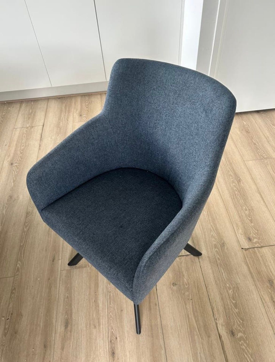 4 stoelen. Stoel: uitvoering draai, kleur denim, Huis en Inrichting, Fauteuils, Ophalen, Zo goed als nieuw, Minder dan 75 cm, 50 tot 75 cm