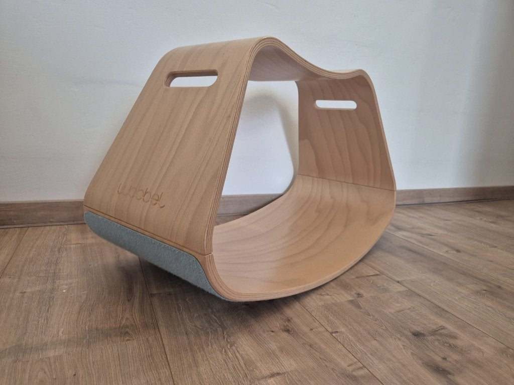 Wobbel Big Up Sky - kruk, Huis en Inrichting, Krukjes, Ophalen, Zo goed als nieuw, Hout