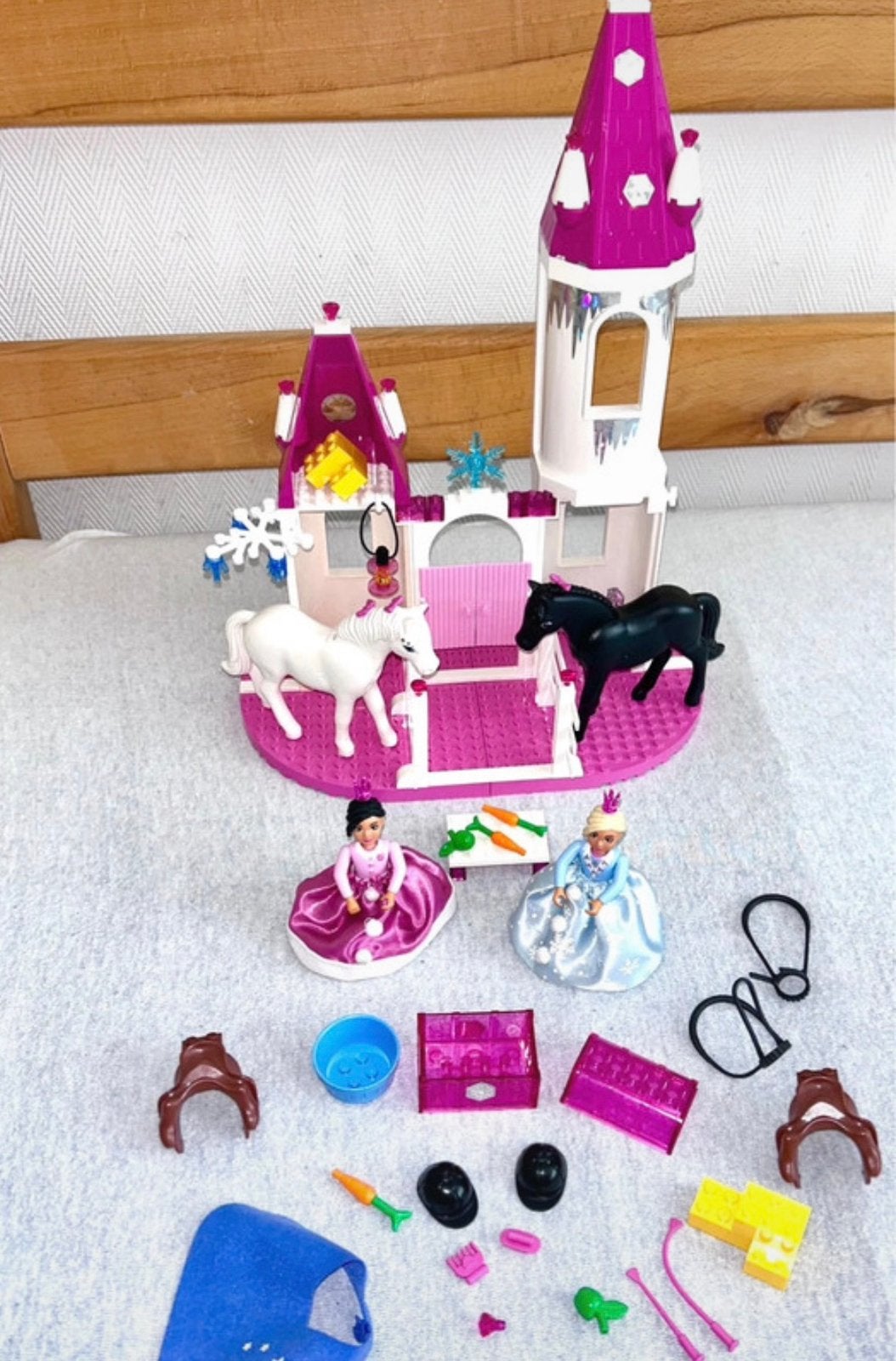 Lego Belville 7581 Winter Royal Stables, Lego, Compleet, Ophalen of Verzenden, Complete set
