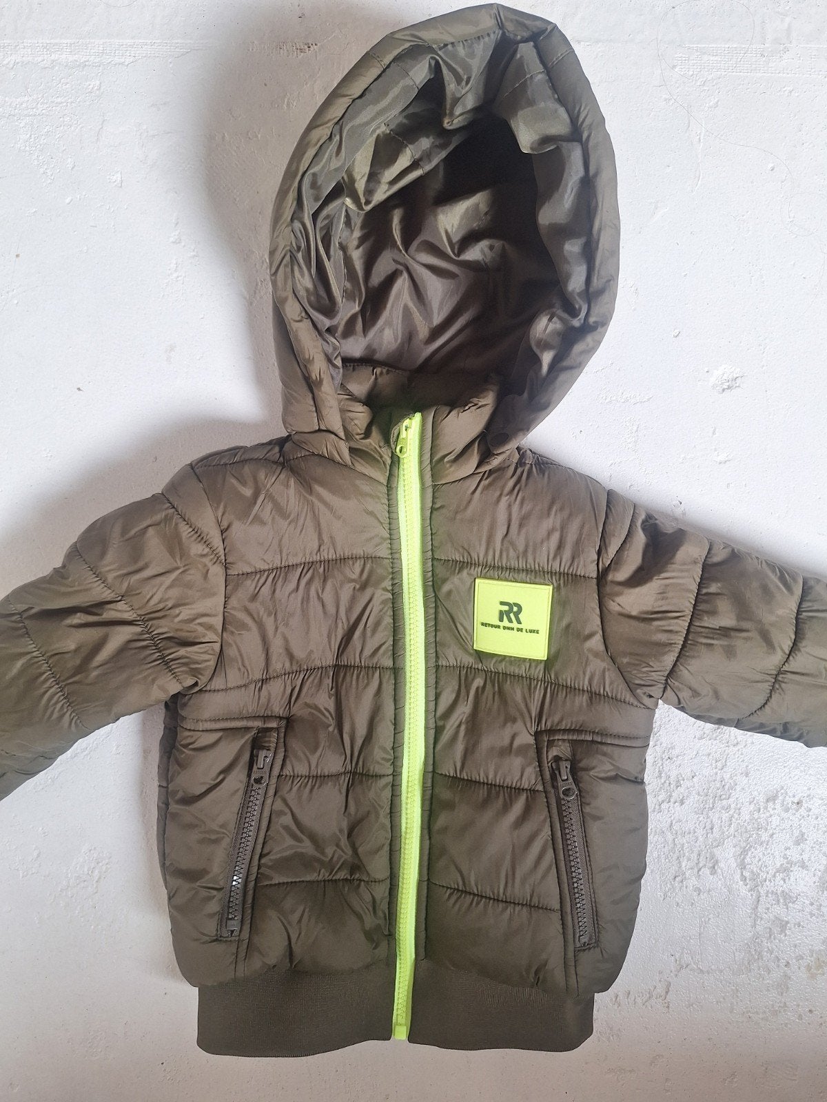 Winterjas Retour 104, Ophalen of Verzenden, Zo goed als nieuw, Jongen, Retour