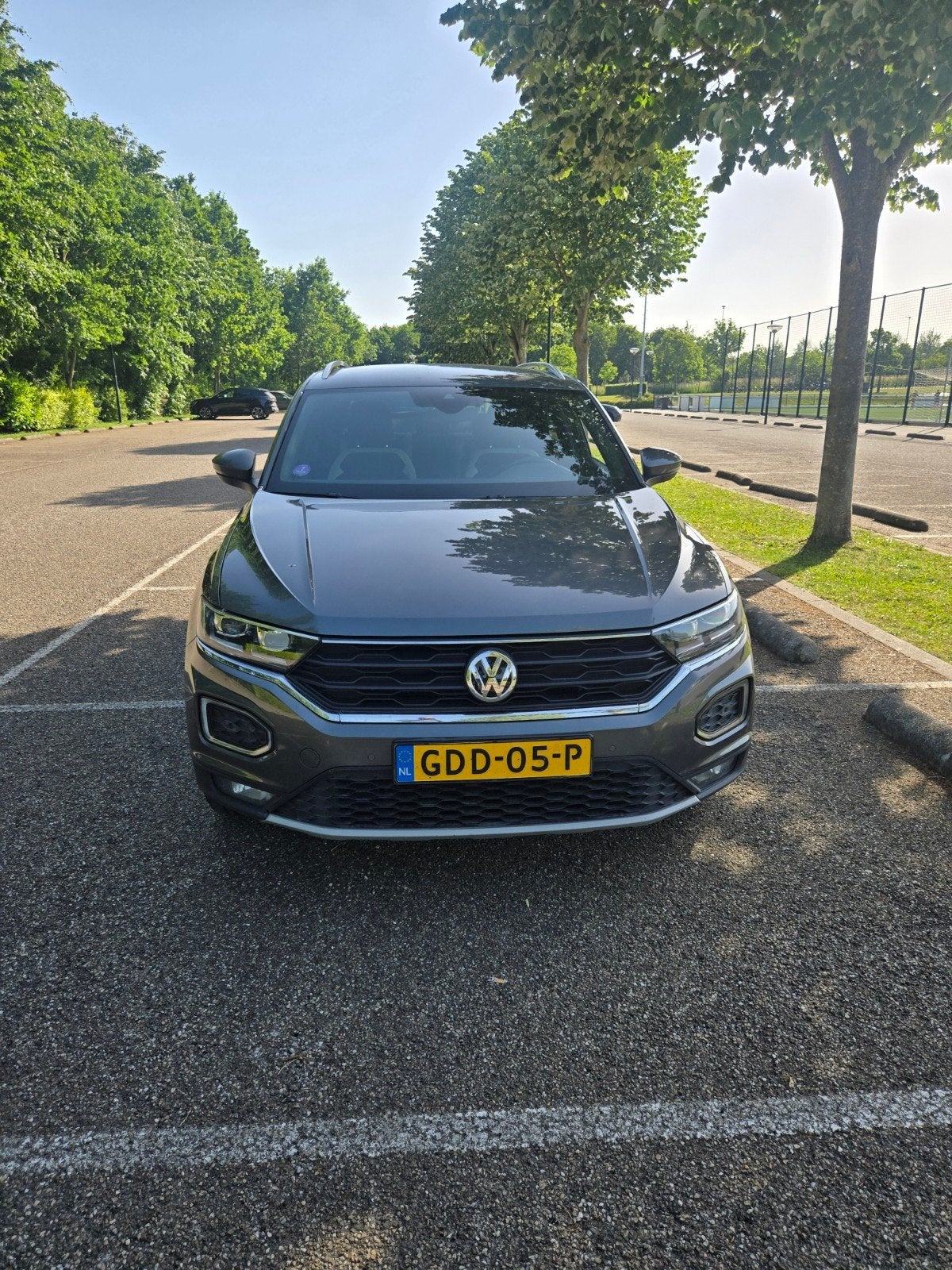 Volkswagen T-Roc 1.5 TSI 150pk 7-DSG 2019 Grijs, Auto's, Volkswagen, Particulier, T-Roc, Achteruitrijcamera, Adaptieve lichten