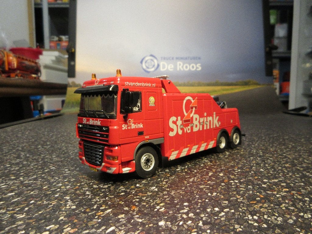 WSI DAF XF 105 Wrecker St. van den Brink, Ophalen of Verzenden, Nieuw, Bus of Vrachtwagen, Wsi