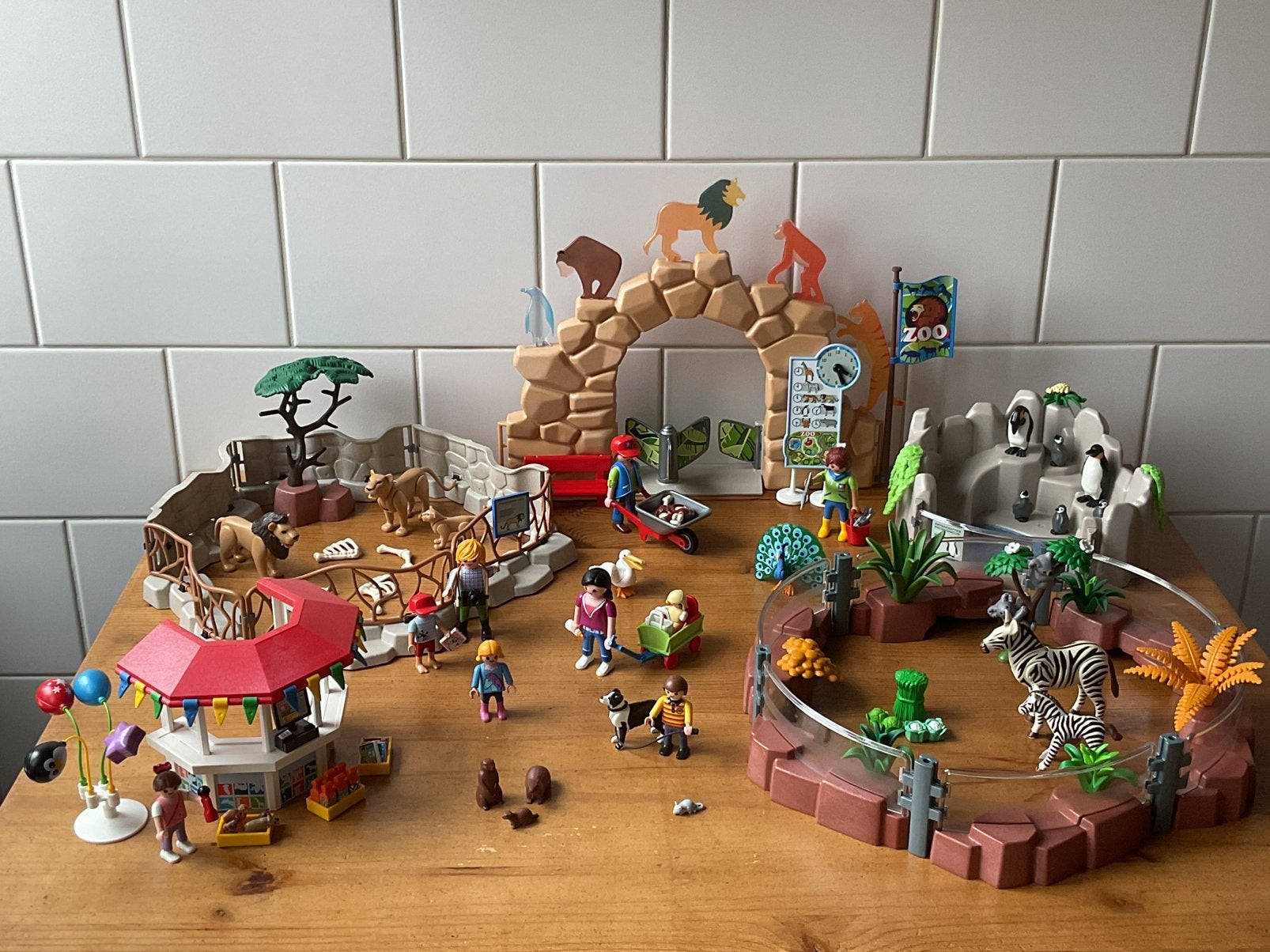 PLAYMOBIL UITGEBREIDE GROTE DIERENTUIN 🦓 🐅 SUPER MOOI !!, Ophalen of Verzenden, Gebruikt