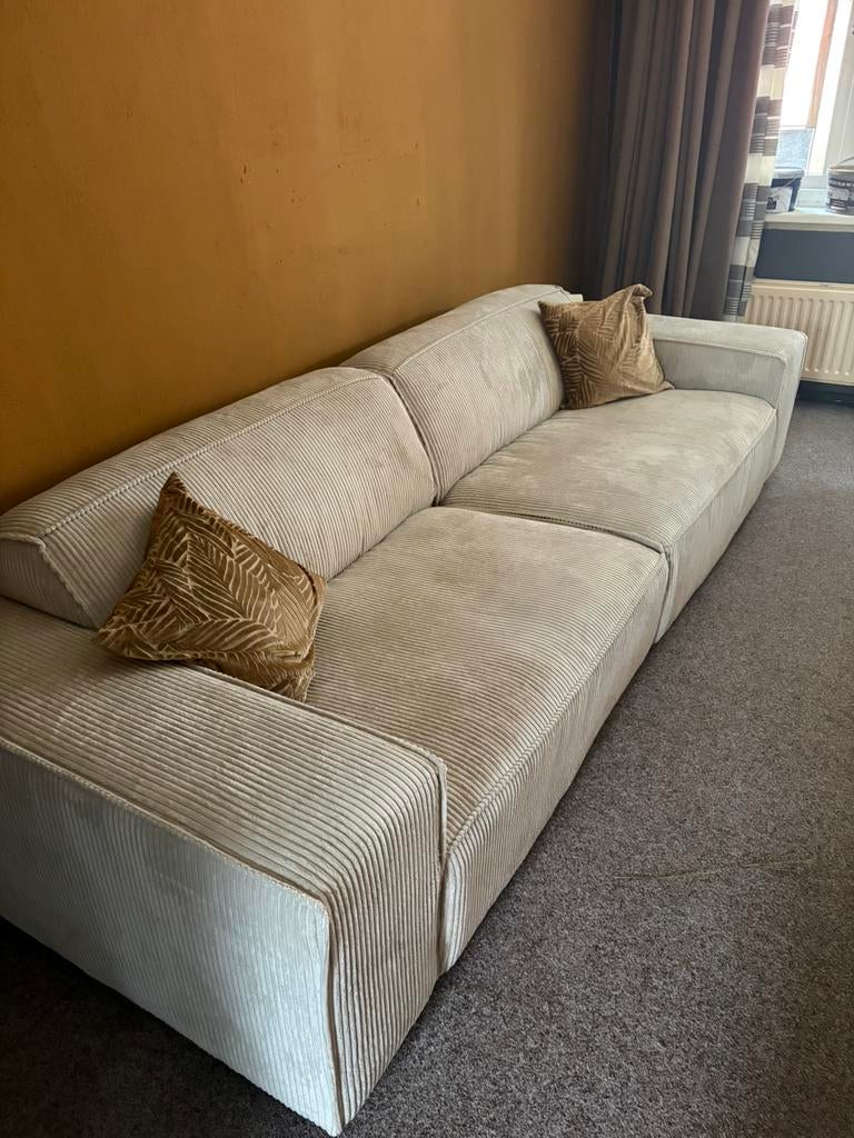 mooie lichte ribcord bank., Ophalen, Zo goed als nieuw, 75 tot 100 cm