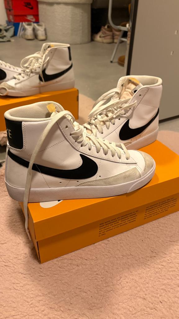 W BLAZER MID 77 NEXT NATURE - NIKE - maat 40, Ophalen, Wit, Sneakers of Gympen, Zo goed als nieuw