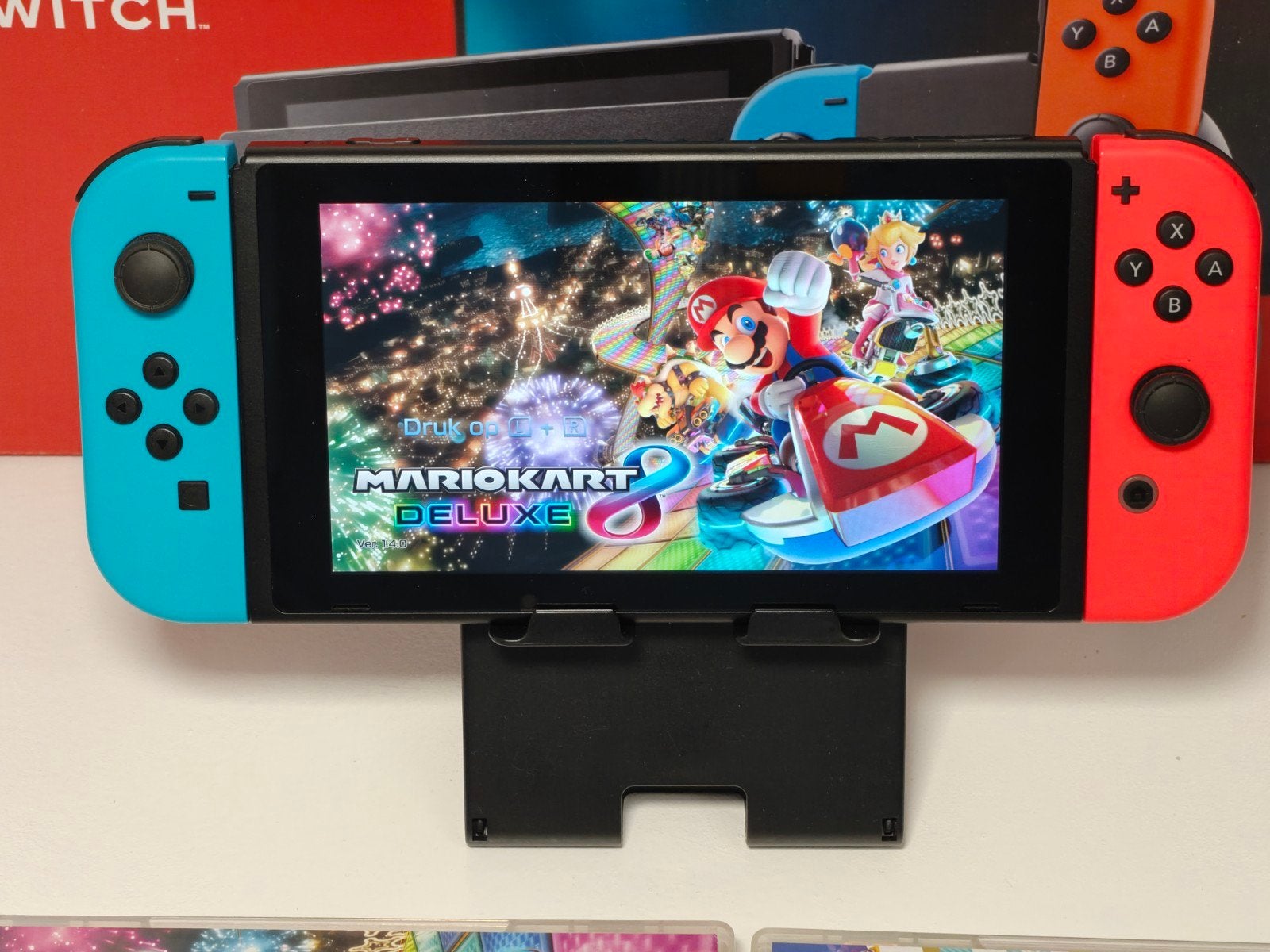 Foto 2 van Nintendo Switch V2