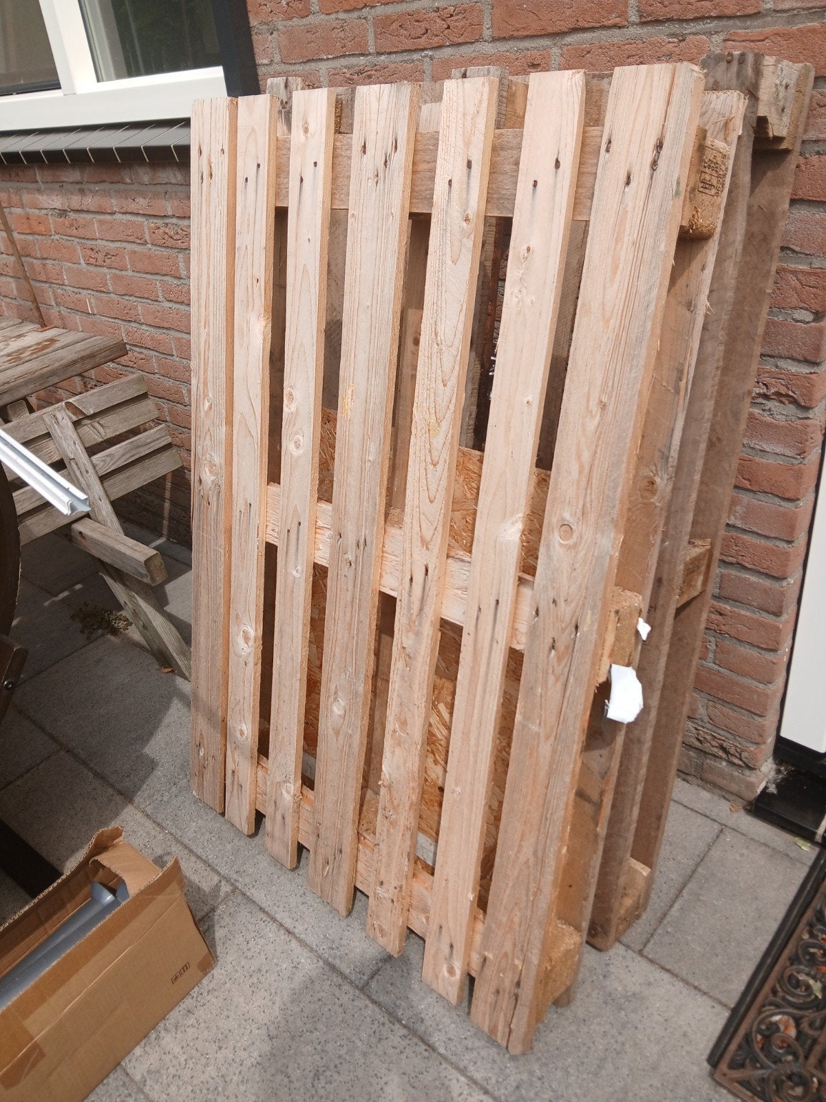 pellets 2stuks gratis, Ophalen, Hout, Minder dan 3 meter