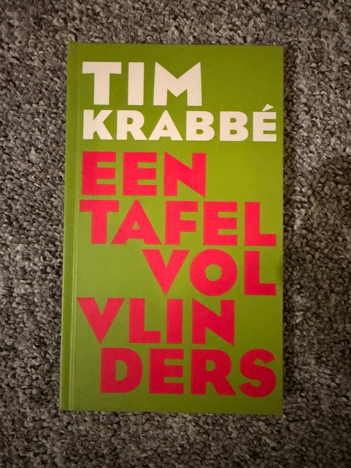 Tim Krabbé - Een Tafel Vol Vlinders, Boeken, Ophalen of Verzenden, Zo goed als nieuw, Nederland