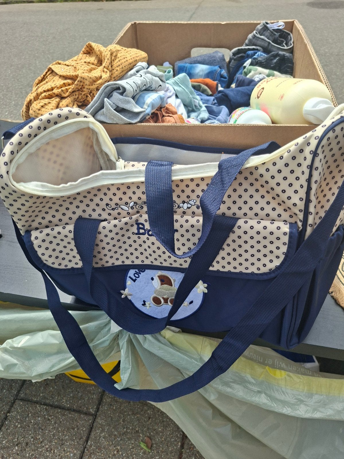 Babypakket: kleding (50-68), luiertas & verzorging, Ophalen of Verzenden, Gebruikt, Diverse, Jongetje of Meisje
