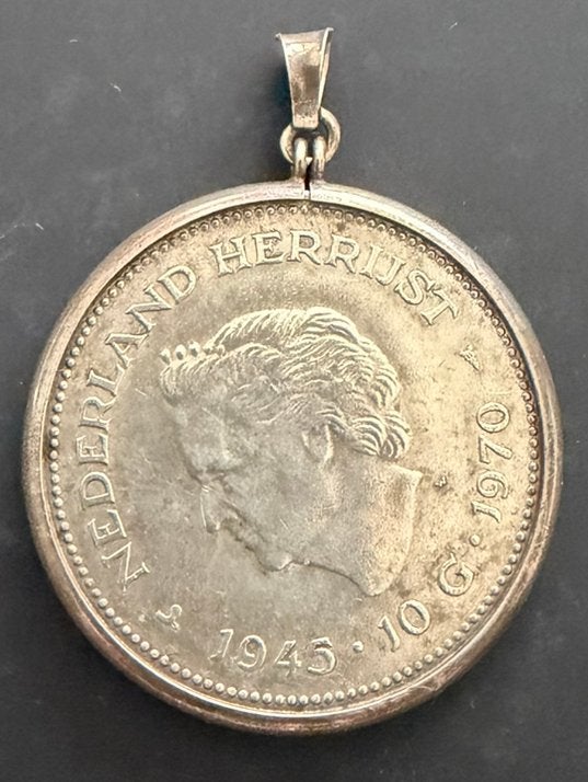 Zilveren 10 gulden inclusief hanger t Nederland herrijst, Koningin Juliana, Verzenden, Zilver, Losse munt