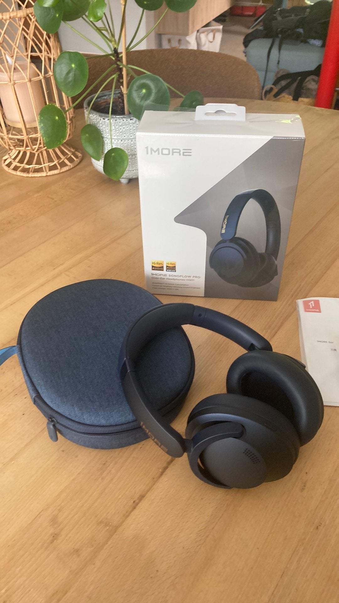Superfijne bluetooth koptelefoon: 1More Sonoflow Pro HQ51