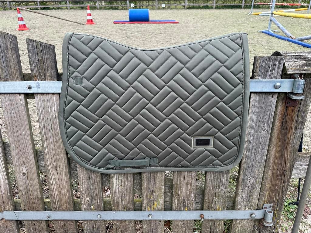 Equestrian Stockholm Striking Valley, Ophalen of Verzenden, Zo goed als nieuw