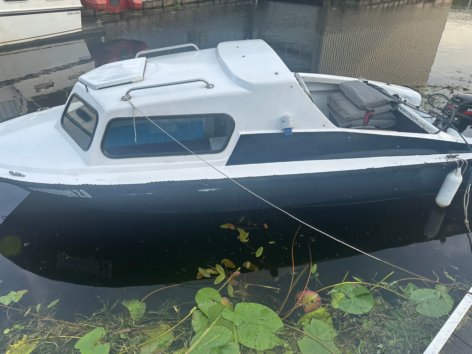 Kajuitbootje 8 pk, Ophalen, Zo goed als nieuw