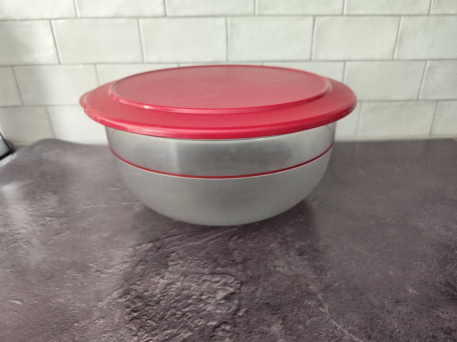 Tupperware Serveerschaal 6 liter rode deksel, Ophalen, Rood, Schaal