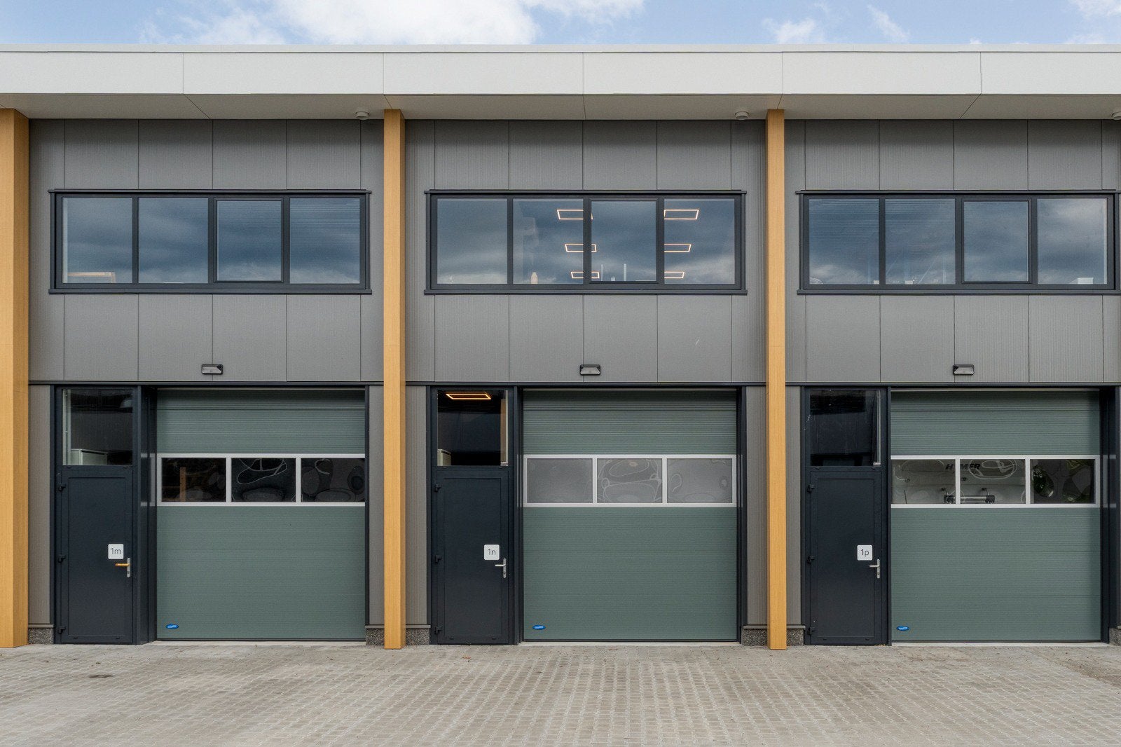 Te huur kantoorruimte 50m2 inc inventaris, Kantoorruimte