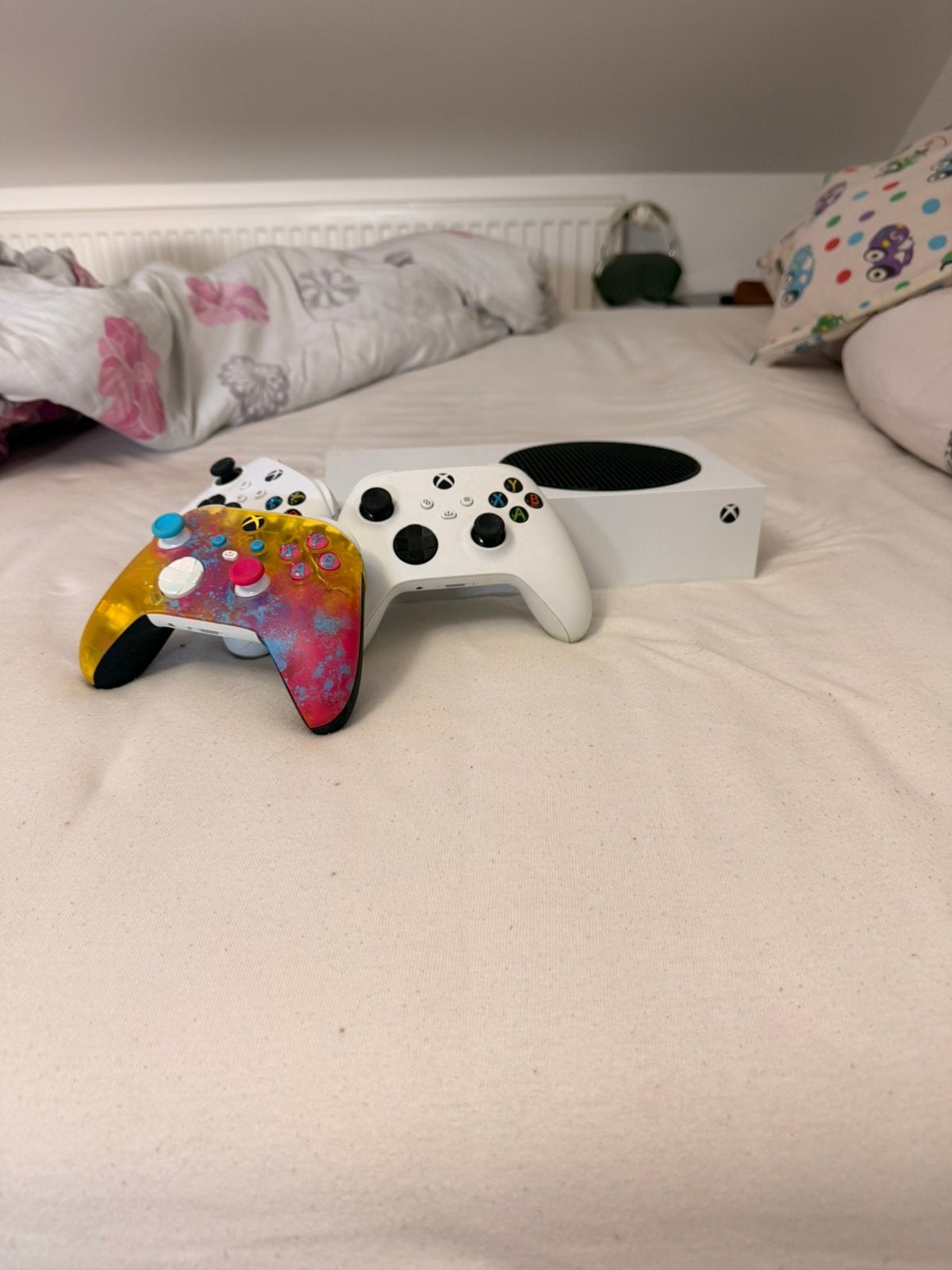 Xbox Series S 512GB + 3 controllers – Forza Horizon 5 Limit