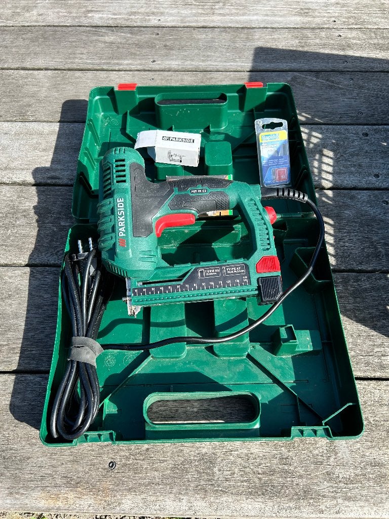 Parkside PET 25 C3 Nagelpistool, Ophalen, Zo goed als nieuw, Tacker/nietmachine, Parkside