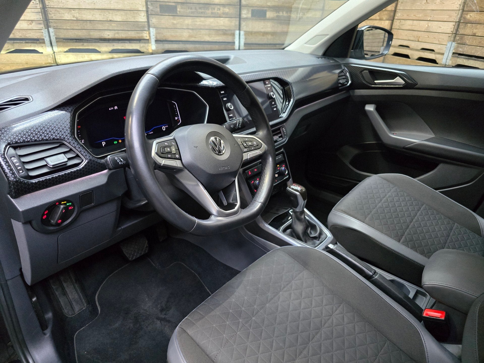 Volkswagen T-Cross 1.0 TSI Style 1.0 TSI Style Navi Clima LM, Auto's, Gebruikt, 116 pk, Zwart, Bedrijf