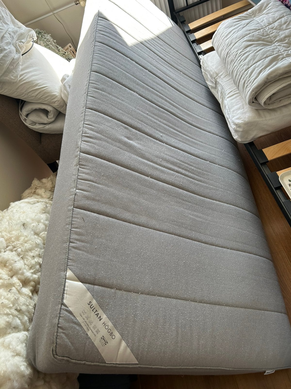 Gratis af te  halen, logeerbed een persoon, Ophalen, Zo goed als nieuw, Eenpersoons, 90 cm