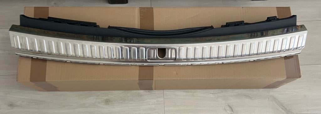Afdekking slotvanger Audi A6 C8 4K98644834PK, Auto-onderdelen, Interieur en Bekleding, Ophalen of Verzenden, Gebruikt, Audi