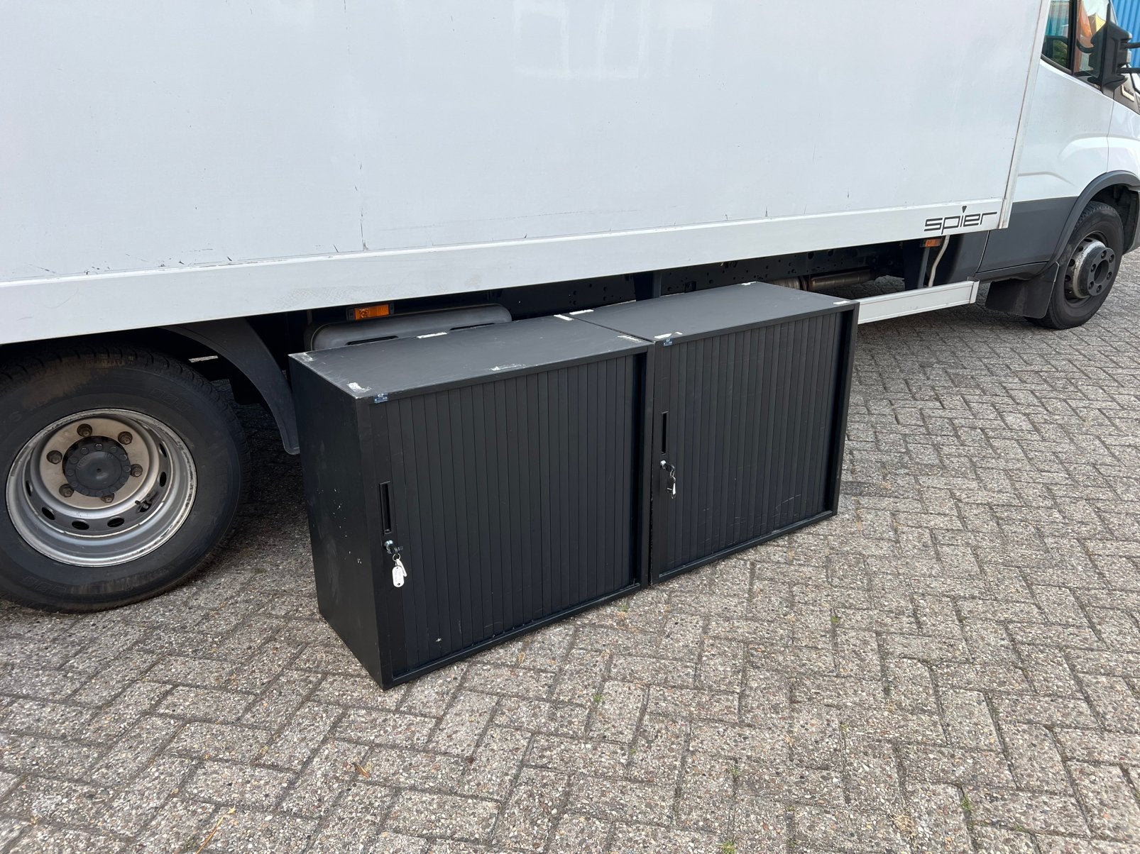 2x lage kleine roldeurkast 75x80, Gebruikt, Met slot, Minder dan 100 cm, Metaal