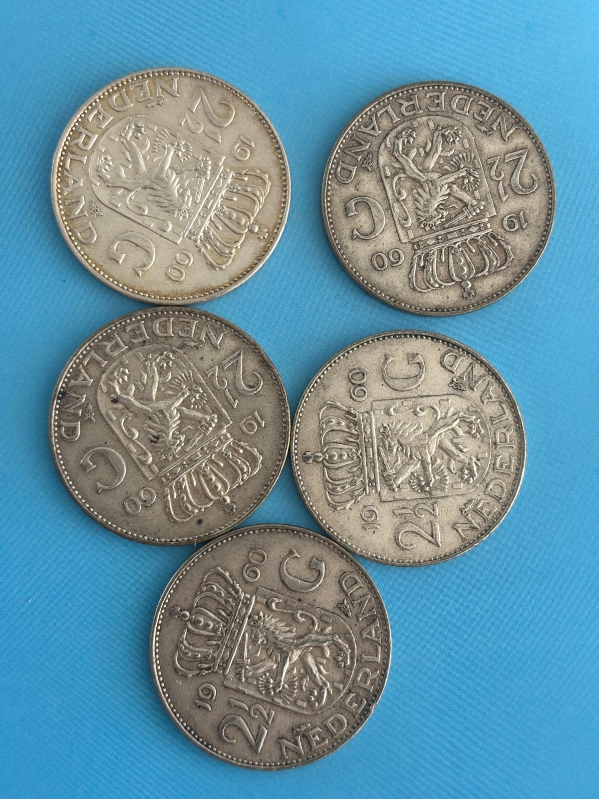Set van 5 zilveren 2½ gulden munten Koningin Juliana, Postzegels en Munten, Munten | Nederland, Koningin Juliana, Setje, Zilver