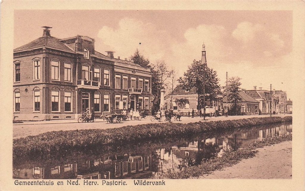 703-196-015 Gemeentehuis en Ned Herv Pastorie Wildervank, Verzenden, Voor 1920, Groningen
