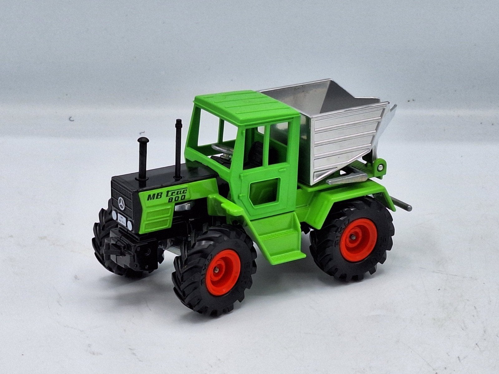 MB Trac 800, SIKU, Tractor of Landbouw, Zo goed als nieuw, Nvt