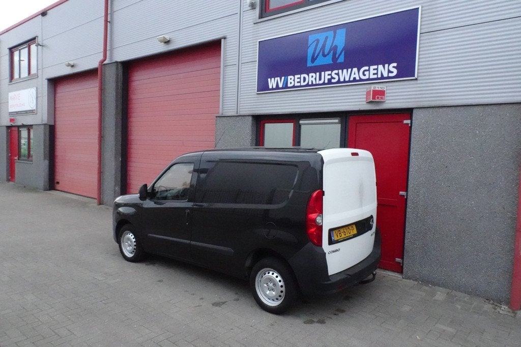 Opel Combo 1.3 CDTi L1H1 ecoFLEX airco export / handel, Euro 5, Stof, Gebruikt, Zwart