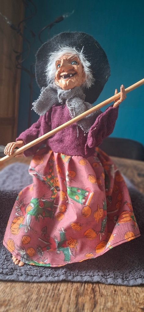 Heks met  Halloweenjurk, Meerkleurig, Overige stijlen, Ophalen of Verzenden, Zo goed als nieuw