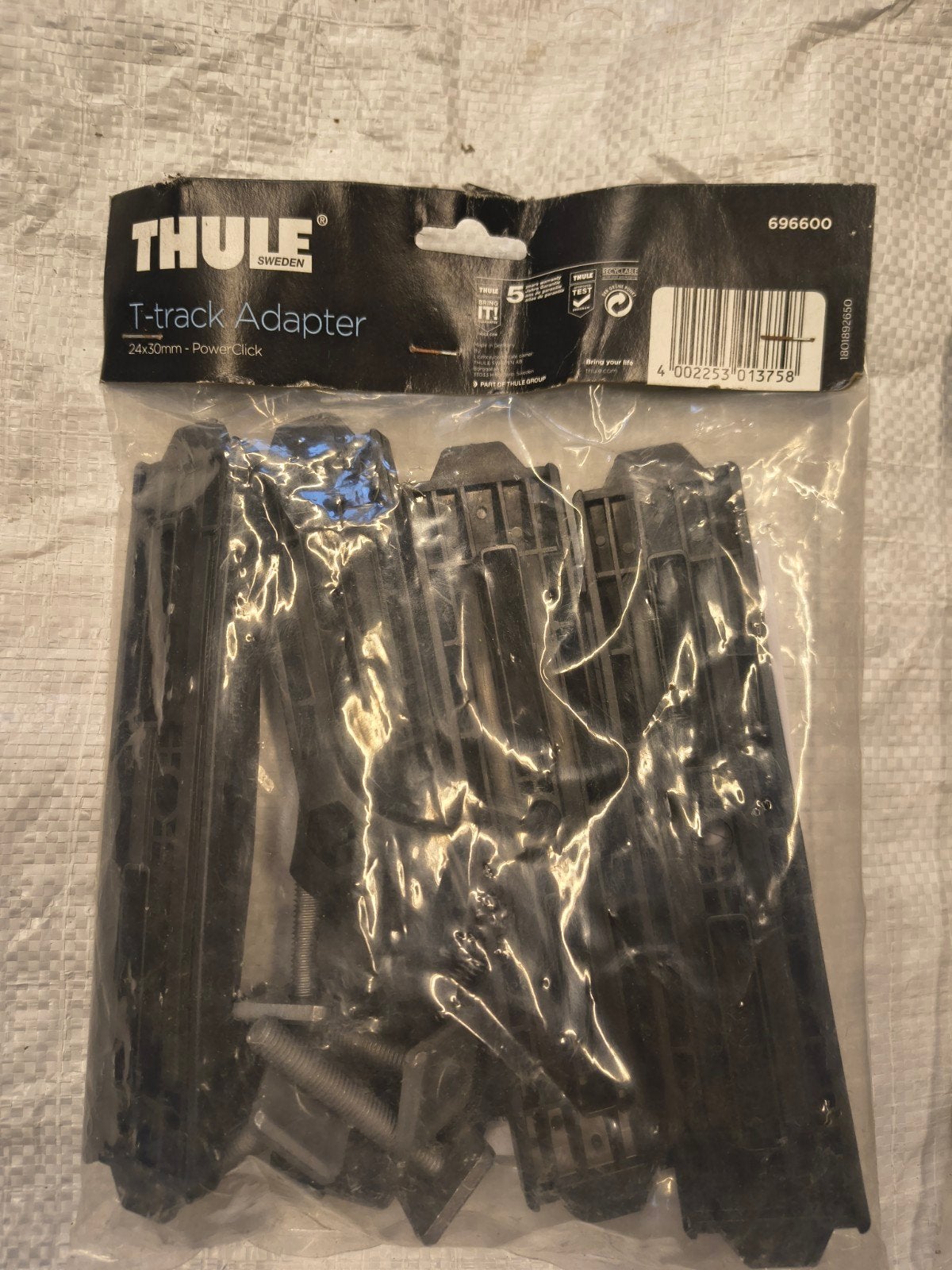 Thule T-track Adapter 24x30mm en 20x27mm PowerClick (Nieuw), Ophalen of Verzenden, Nieuw