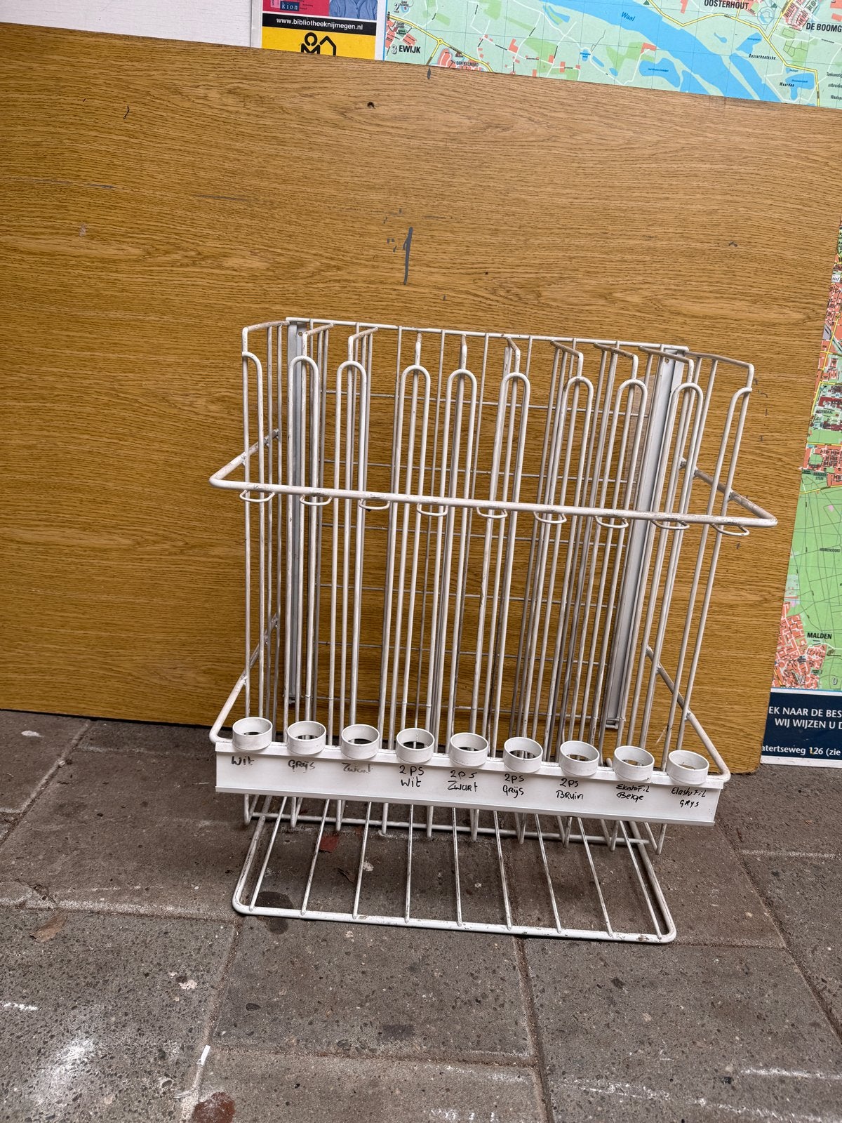 Wit metalen rek voor kitkokers, Ophalen, Gebruikt, Metaal, Wit