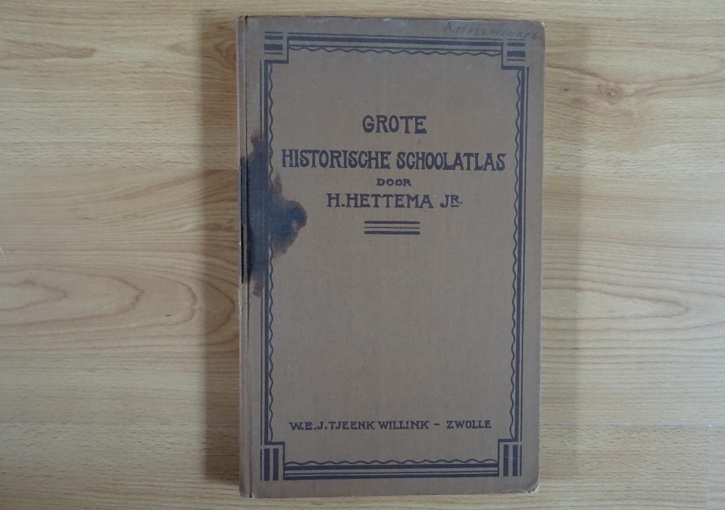 Grote Historische Schoolatlas, 13e druk 1935, Boeken, Atlassen en Landkaarten, Gelezen, Overige atlassen, Ophalen of Verzenden