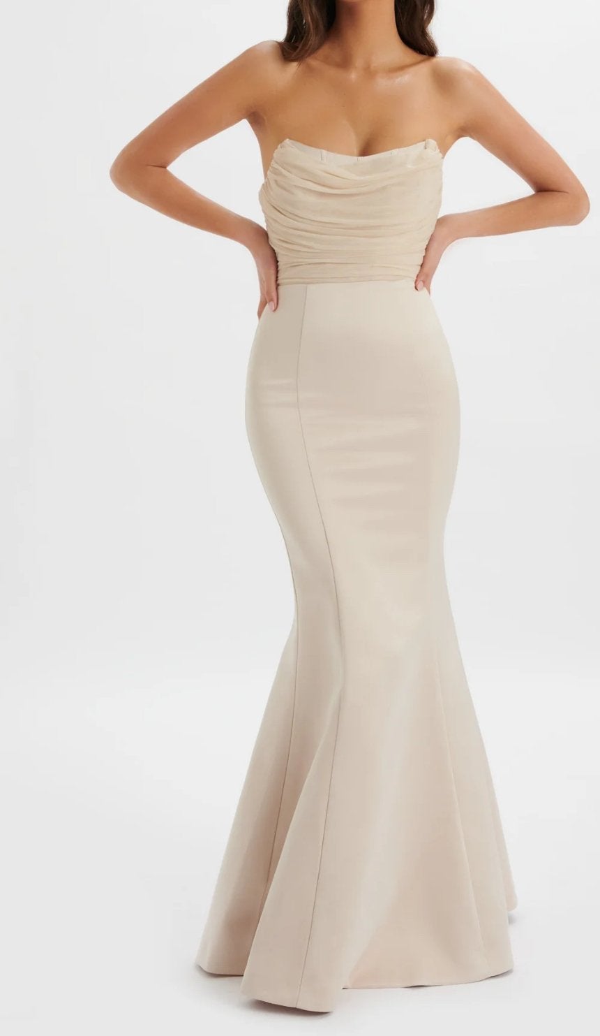 Gala jurk beige Satijnen Corset Maxi Jurk, Kleding | Dames, Jurken, Beige, Ophalen of Verzenden, Zo goed als nieuw, Maat 36 (S)