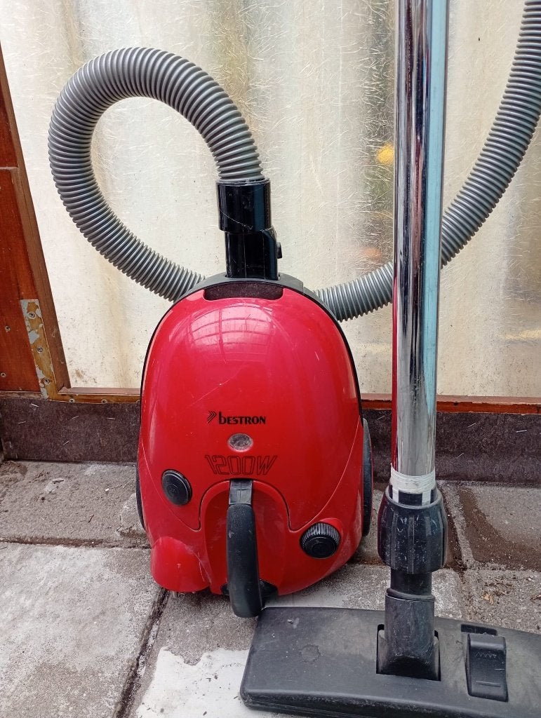 Rode Stofzuiger Bestron 1200 watt, Overige merken, Gebruikt, Overige typen, 1200 tot 1600 watt