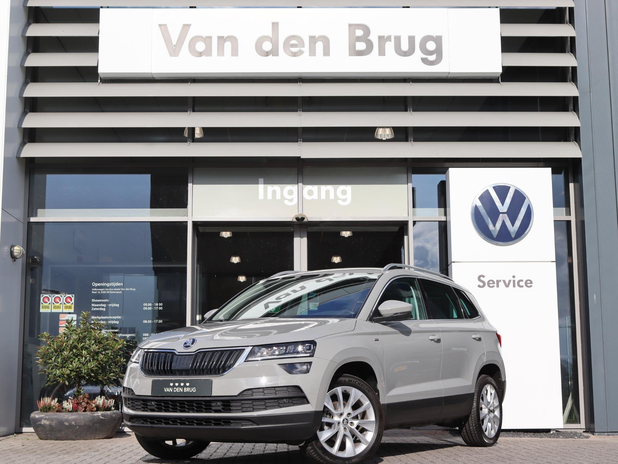 Skoda Karoq 1.0 TSI 110 pk Clever | Navigatie | SmartLink |, Auto's, Voorwielaandrijving, Stof, Gebruikt, Karoq