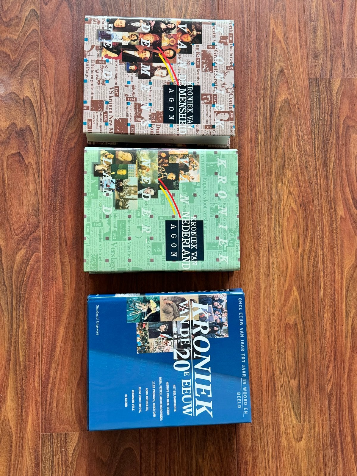 Kroniek van de 20e eeuw, Nederland en Mensheid - 3 boeken, Ophalen, 20e eeuw of later, Zo goed als nieuw