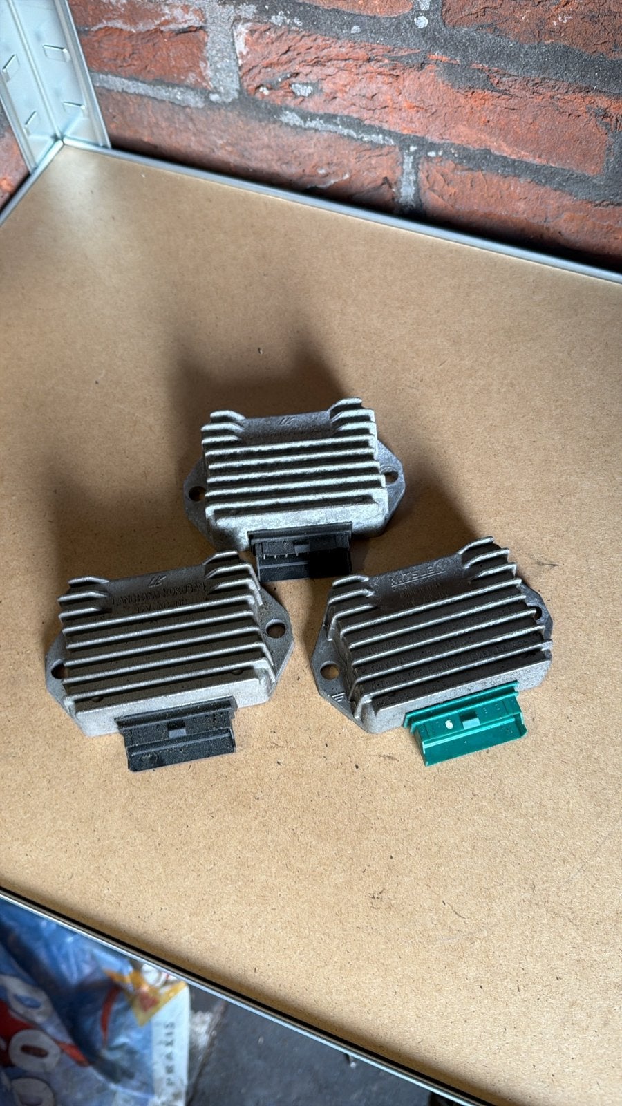 Vespa/Zip 2t spanningsregelaar, Ophalen of Verzenden, Gebruikt, Overige typen, Vespa