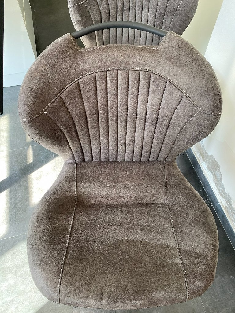 4 Robuuste barstoelen, Ophalen, Met voetsteun, 60 tot 90 cm, Zo goed als nieuw