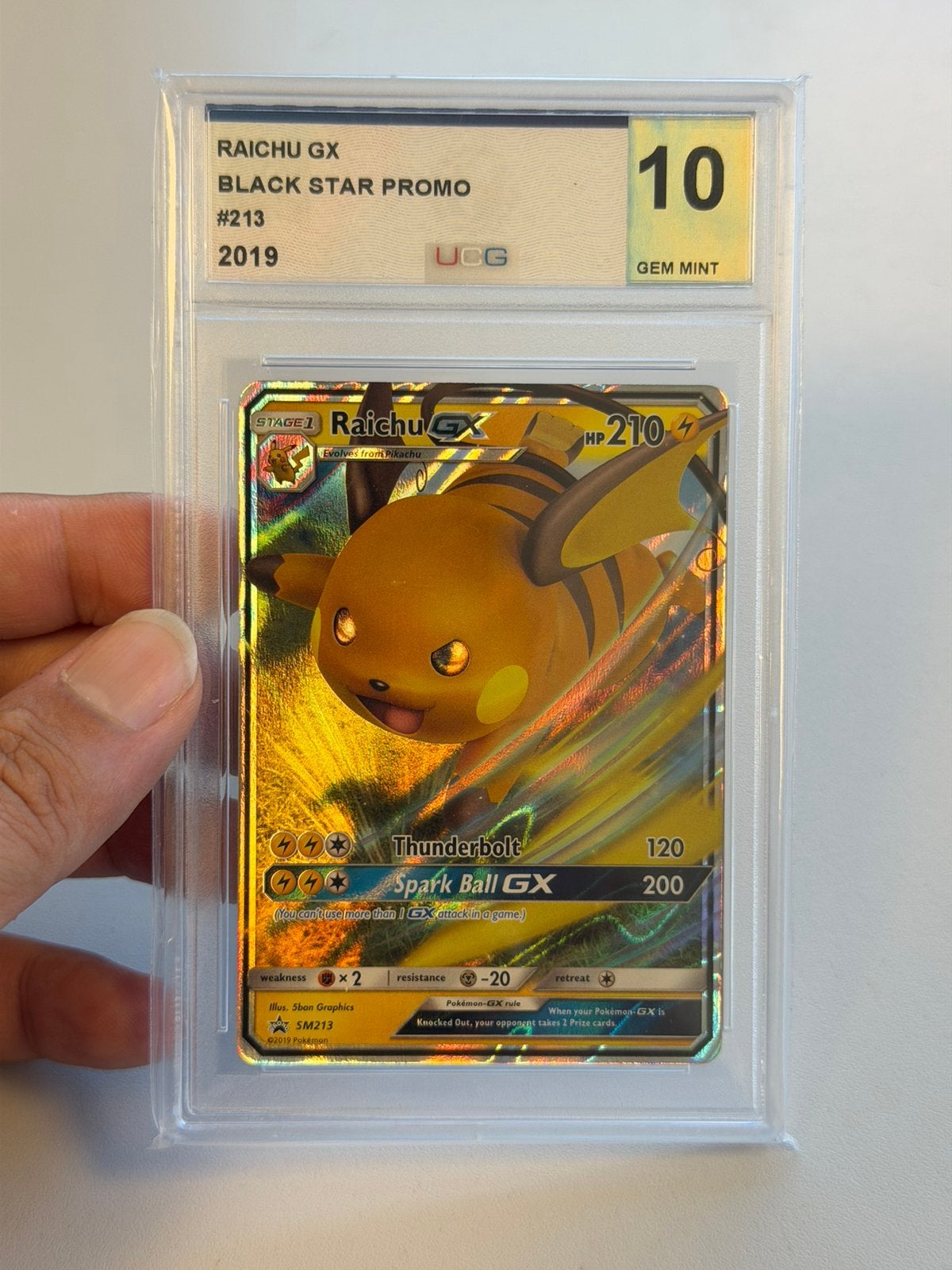 Raichu GX SM213 213 slab UCG 10 GEM MINT Hidden Fates Promo, Hobby en Vrije tijd, Ophalen of Verzenden, Nieuw, Losse kaart, Foil