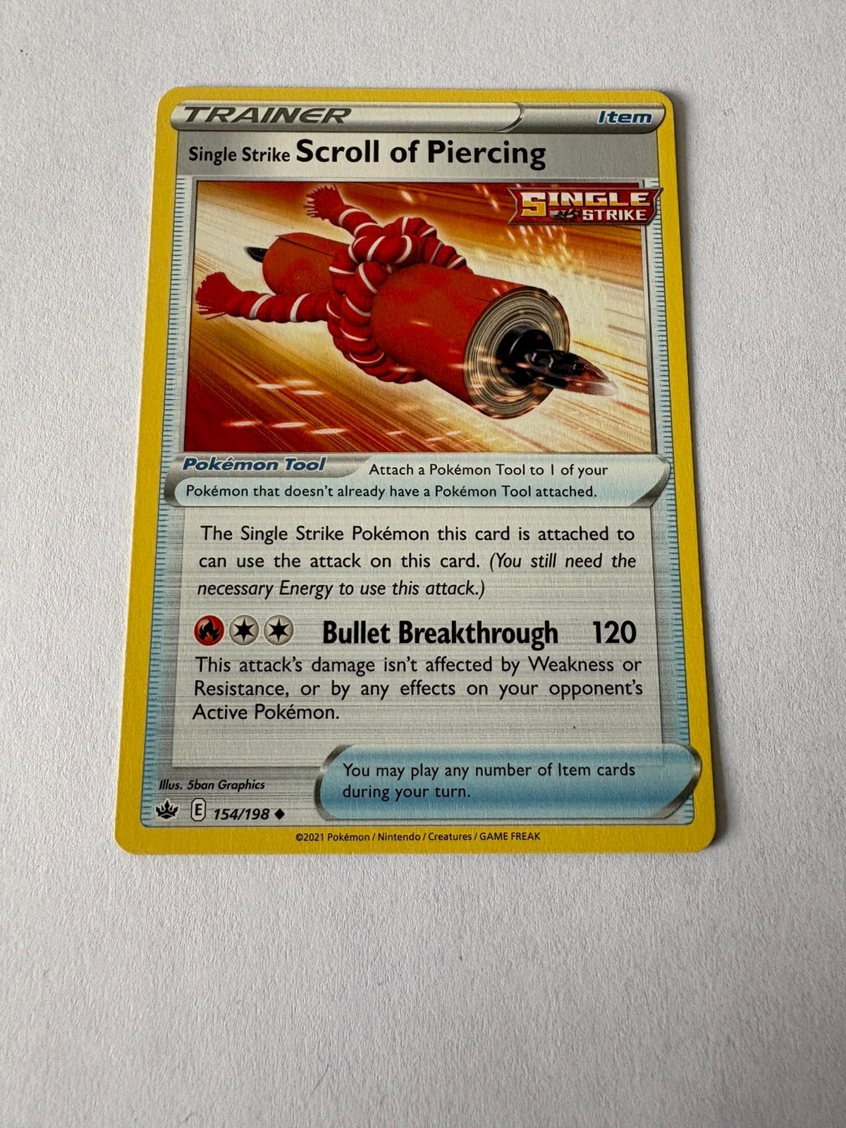 Pokémon kaart TRAINER Item Single Strike Scroll of Piercing, Ophalen of Verzenden, Nieuw, Losse kaart
