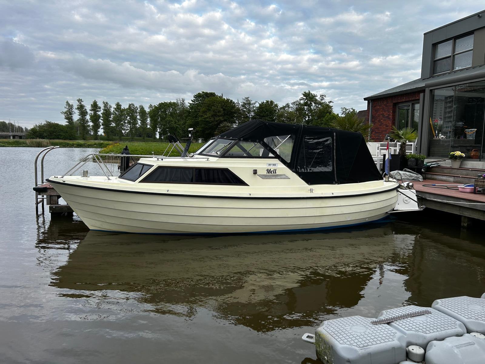Spitsgatter polyester boot, Overige merken, Gebruikt, Binnenboordmotor, Diesel