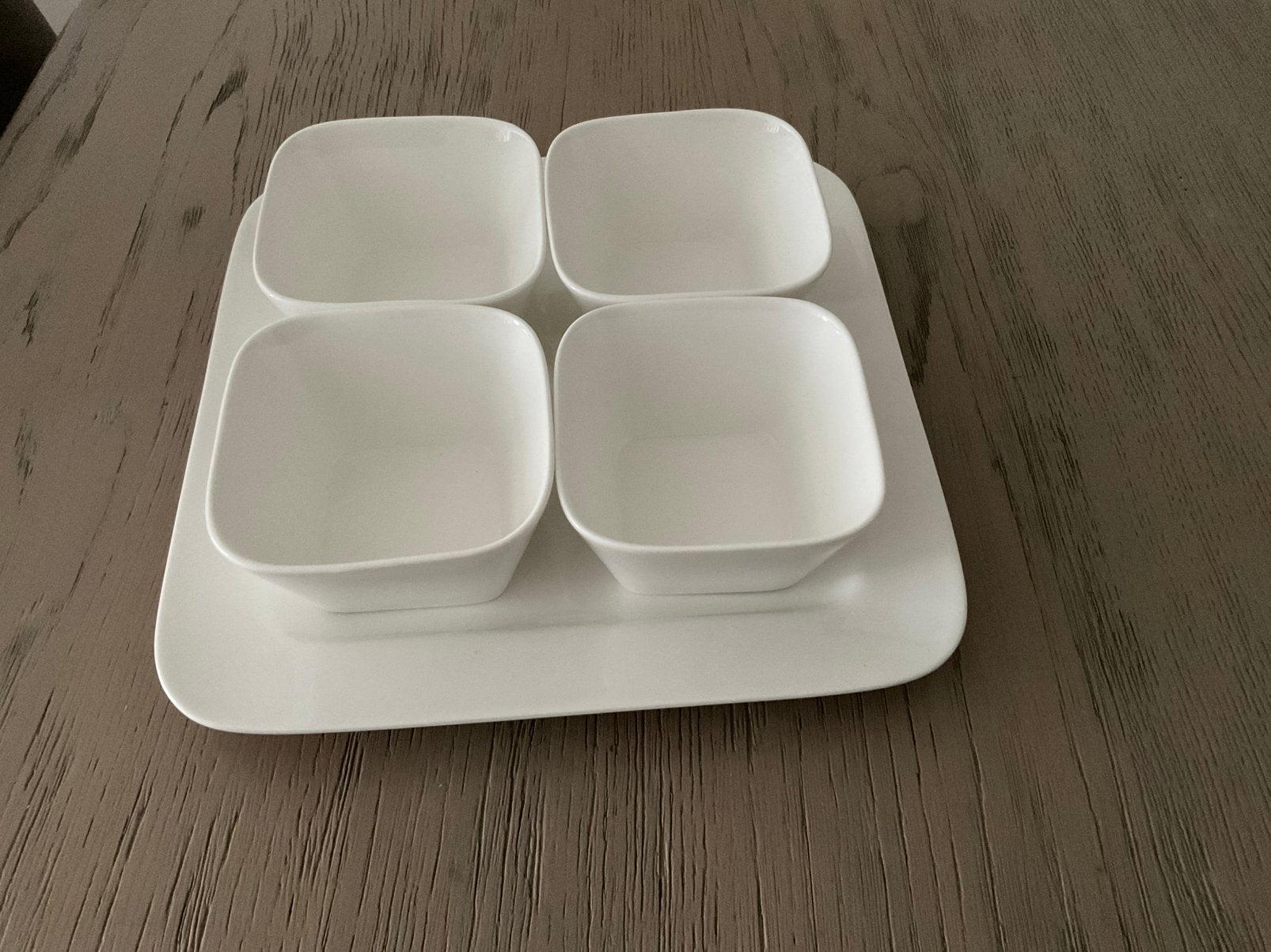 Snack schaaltjes +bord voor toisje of worst, Ophalen, Zo goed als nieuw, Rond, Hout