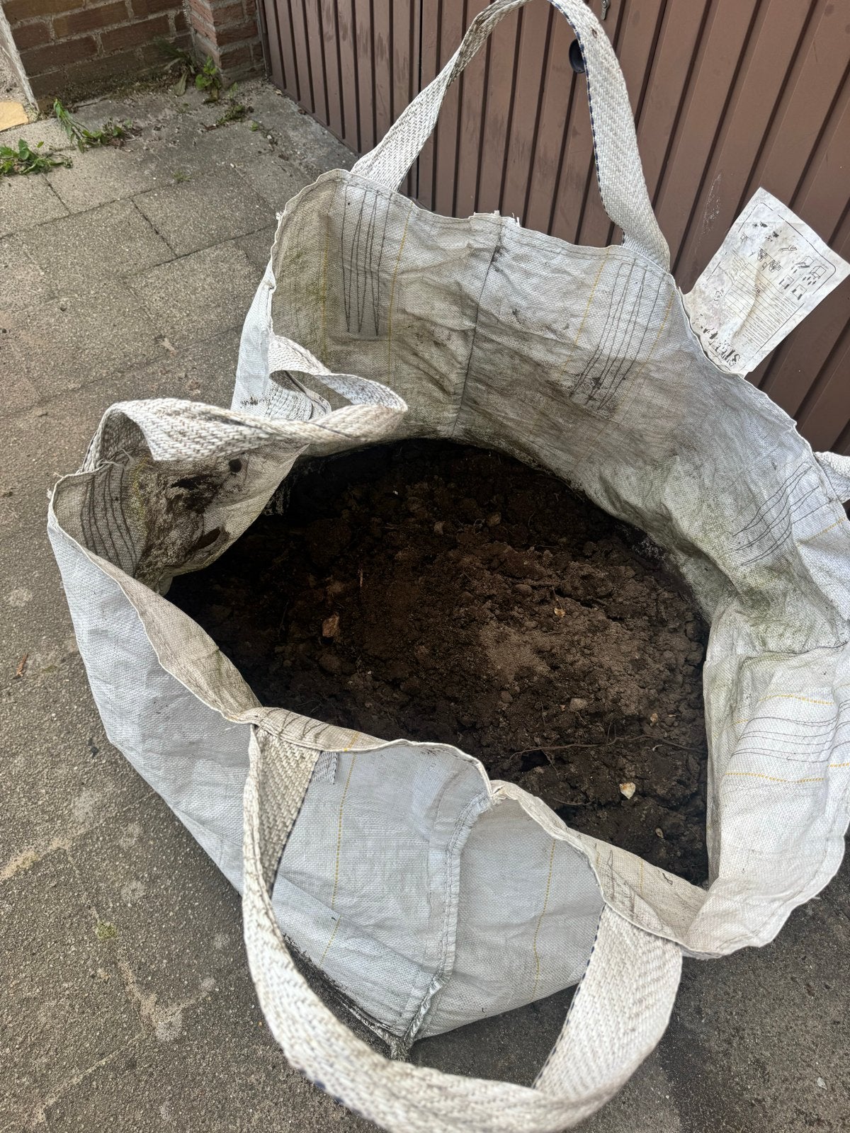 Schone grond, ongeveer 2 kruiwagens - Gratis af te halen, Ophalen, Gebruikt, Overige typen
