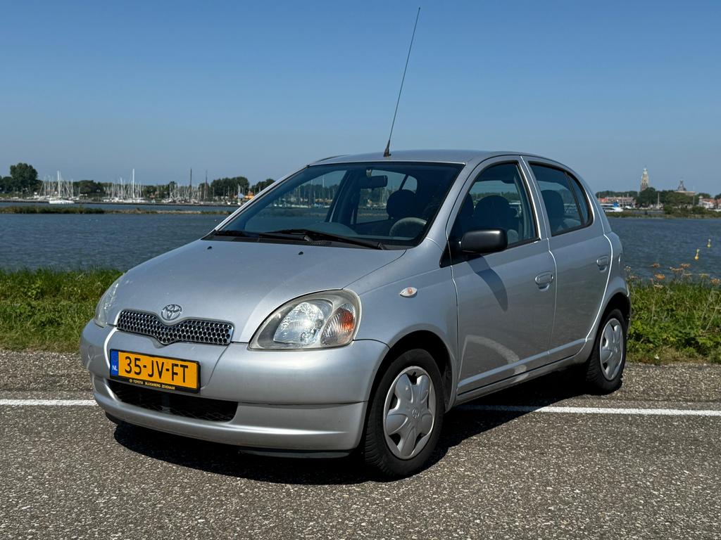 Toyota Yaris 1.0 16V Vvti 5DR SOL NW APK, AIRCO, Auto's, Toyota, Bedrijf, Yaris, Benzine, B, Hatchback, Handgeschakeld, Origineel Nederlands